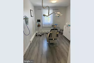 4201 Edgmont Avenue, Brookhaven, PA 19015 - Photo 14