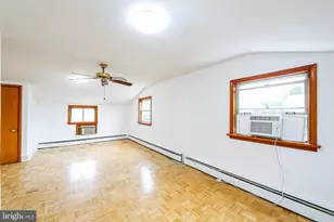 200 E Roland Rd, Brookhaven, PA 19015 - Photo 24