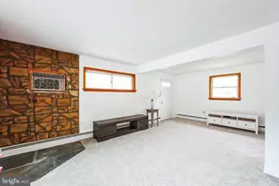 200 E Roland Rd, Brookhaven, PA 19015 - Photo 8