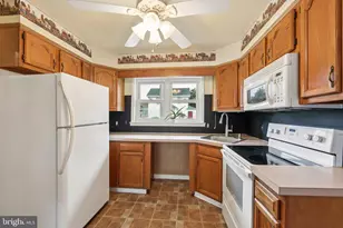 200 E Roland Rd, Brookhaven, PA 19015 - Photo 12