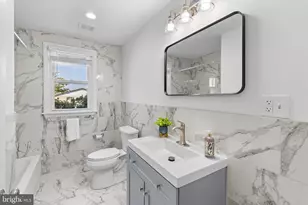 343 A Sugartown Rd, Wayne, PA 19087 - Photo 10