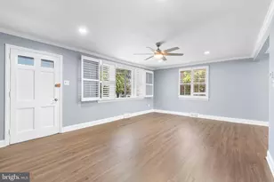 343 A Sugartown Rd, Wayne, PA 19087 - Photo 2