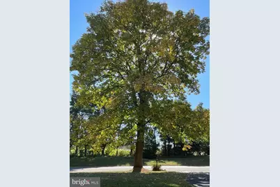 201 Clover Circle, Media, PA 19063 - Photo 2