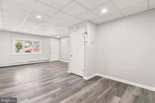 1363 Green St, Marcus Hook, PA 19061 - Photo 8