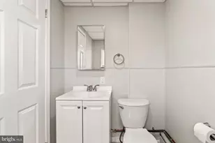 1363 Green St, Marcus Hook, PA 19061 - Photo 14