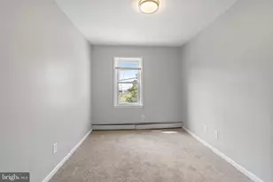 1363 Green St, Marcus Hook, PA 19061 - Photo 20