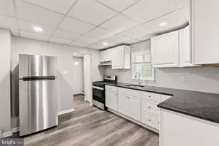 1363 Green St, Marcus Hook, PA 19061 - Photo 12