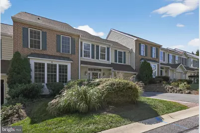 222 Hillsboro Mills Lane, Wallingford, PA 19086 - Photo 2