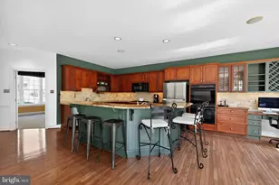 222 Hillsboro Mills Ln, Wallingford, PA 19086 - Photo 6