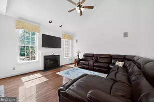 222 Hillsboro Mills Ln, Wallingford, PA 19086 - Photo 10