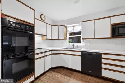 319 Crestview Circle, Media, PA 19063 - Photo 12