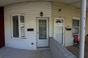 807 W 7th St, Chester, PA 19013 - Photo 2