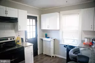 204 E Avon Rd, Brookhaven, PA 19015 - Photo 6