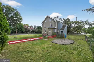 223 E Park Rd, Havertown, PA 19083 - Photo 4