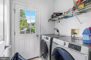 412 Fairview Dr, Wayne, PA 19087 - Photo 10