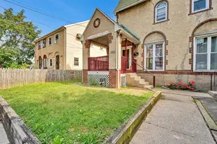 291 N Wycombe Ave, Lansdowne, PA 19050 - Photo 1