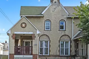 291 N Wycombe Ave, Lansdowne, PA 19050 - Photo 2