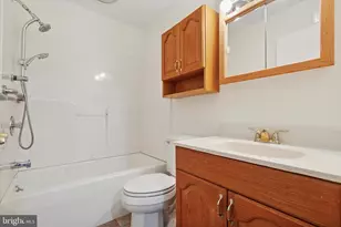 600 Waynesfield Dr, Newtown Square, PA 19073 - Photo 18