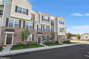 237 W Harvey Ln, Media, PA 19063 - Photo 2