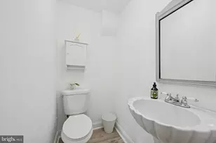 221 Highland Ave, Darby, PA 19023 - Photo 12