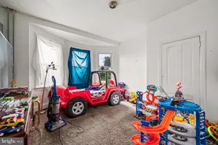 816 Upland Ave, Chester, PA 19013 - Photo 18