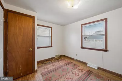 806 W Penn Pines Boulevard, Aldan, PA 19018 - Photo 18