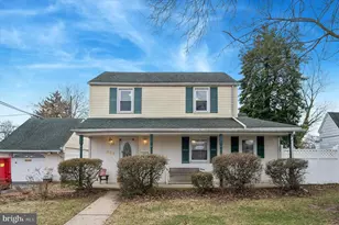 806 W Penn Pines Blvd, Aldan, PA 19018 - Photo 1