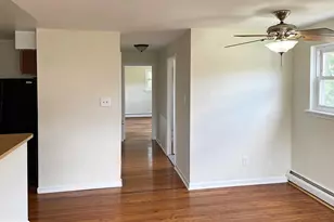 157 Meadowbrook Ln, Brookhaven, PA 19015 - Photo 4