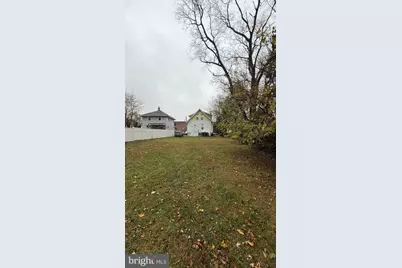 1525 Elmwood Avenue, Folcroft, PA 19032 - Photo 2