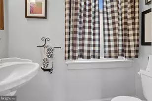 201 S Highland Rd, Springfield, PA 19064 - Photo 24