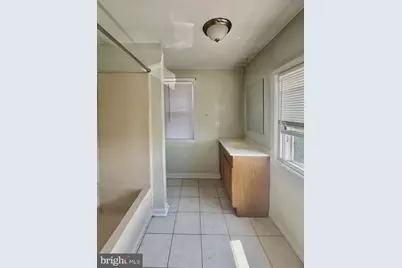 1526 Weber Drive, Marcus Hook, PA 19061 - Photo 8