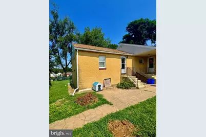 1526 Weber Drive, Marcus Hook, PA 19061 - Photo 2