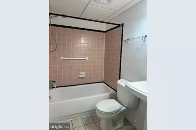 3421 W Chester Pike #A24-1BR, Newtown Square, PA 19073 - Photo 12