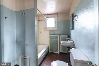 115 Clifton Avenue, Darby, PA 19023 - Photo 26