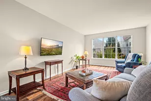 603 W Gray Fox Ln, Glen Mills, PA 19342 - Photo 4