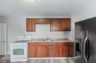 408 Highland Ave, Chester, PA 19013 - Photo 8