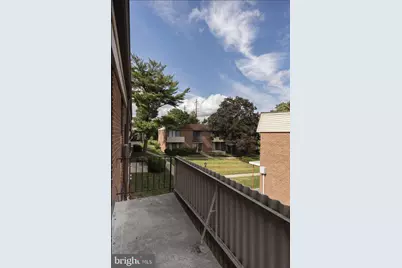 100 E Glenolden Avenue #R-18, Glenolden, PA 19036 - Photo 10