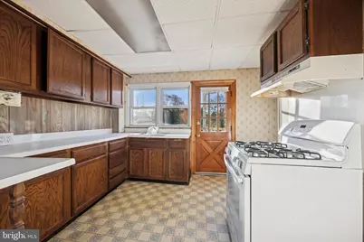 1102 Primos Avenue, Secane, PA 19018 - Photo 10