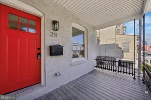 211 Cedar Ave, Holmes, PA 19043 - Photo 2