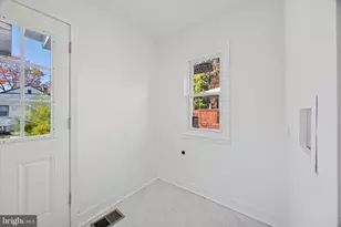 211 Cedar Ave, Holmes, PA 19043 - Photo 12