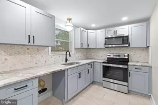 22 N Front St, Darby, PA 19023 - Photo 8