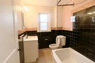 921 Lincoln St, Chester, PA 19013 - Photo 6