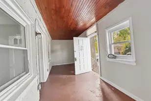 1337 Townsend St, Chester, PA 19013 - Photo 6