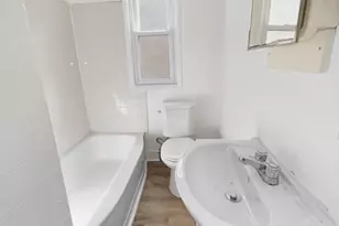 1337 Townsend St, Chester, PA 19013 - Photo 4