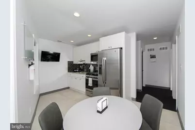 800 Woodlawn Avenue, Collingdale, PA 19023 - Photo 30