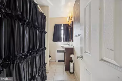 209 E Greenwood Avenue, Upper Darby, PA 19082 - Photo 12