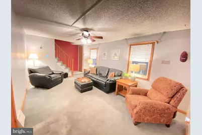 880 Quaint Street, Secane, PA 19018 - Photo 2