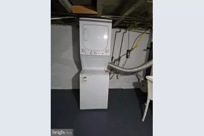 1105 W 8th Street, Chester, PA 19013 - Photo 32