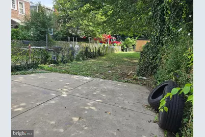 1105 W 8th Street, Chester, PA 19013 - Photo 10