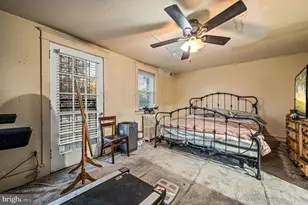 114 E Parkway Ave, Chester, PA 19013 - Photo 12